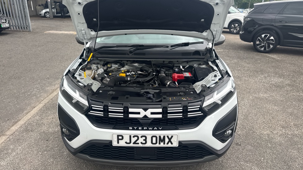 Dacia Sandero Stepway 1.0 TCe Expression 5dr CVT Petrol Hatchback - Image 8
