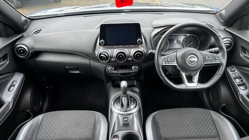 Nissan Juke 1.6 Hybrid N-Connecta 5dr Auto Hybrid Hatchback - Image 10