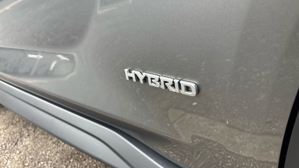 Nissan Juke 1.6 Hybrid N-Connecta 5dr Auto Hybrid Hatchback - Image 38