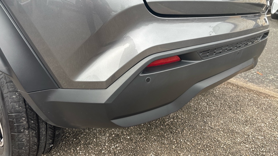 Nissan Juke 1.6 Hybrid N-Connecta 5dr Auto Hybrid Hatchback - Image 40