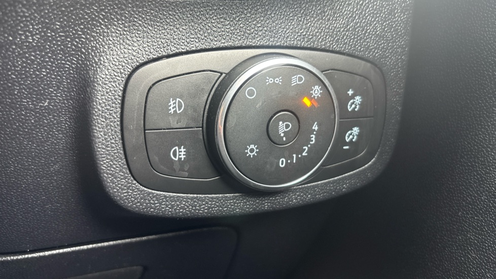 Ford Fiesta 1.0 EcoBoost ST-Line 5dr Petrol Hatchback - Image 25