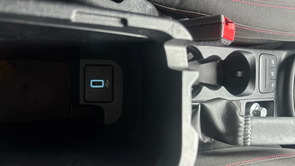 Ford Fiesta 1.0 EcoBoost ST-Line 5dr Petrol Hatchback - Image 34