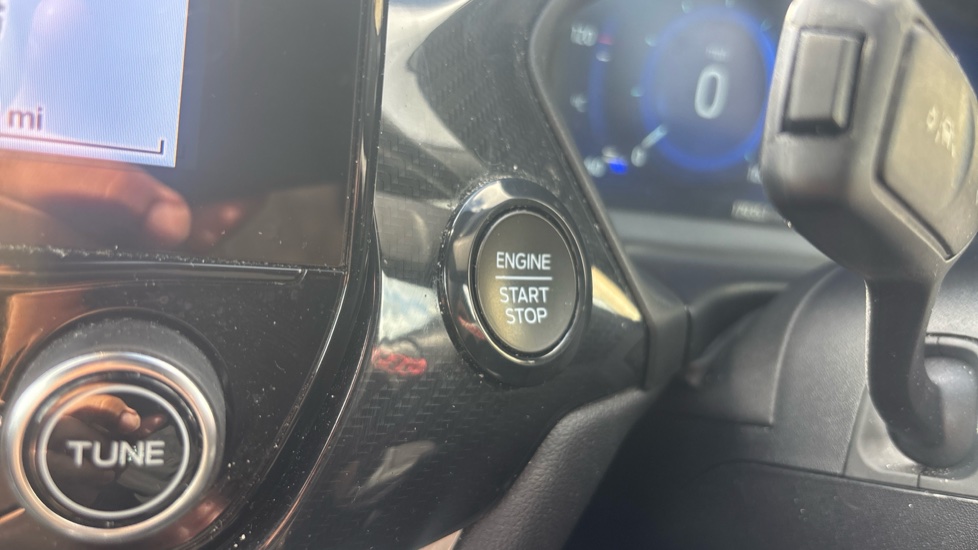 Ford Puma 1.0 EcoBoost Hybrid mHEV ST-Line 5dr Petrol Hatchback - Image 25