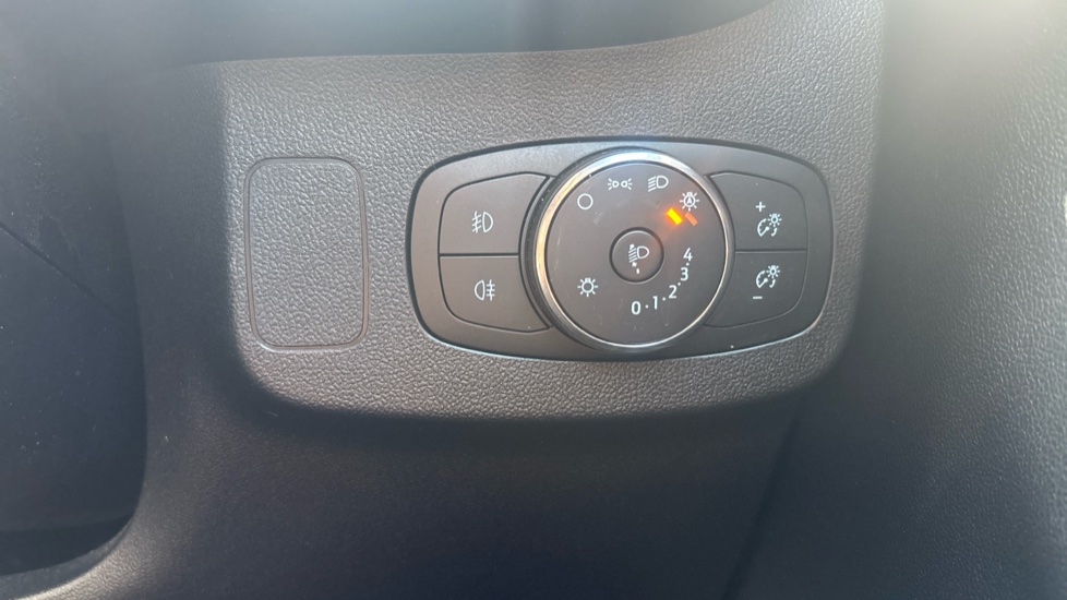 Ford Puma 1.0 EcoBoost Hybrid mHEV ST-Line 5dr Petrol Hatchback - Image 27