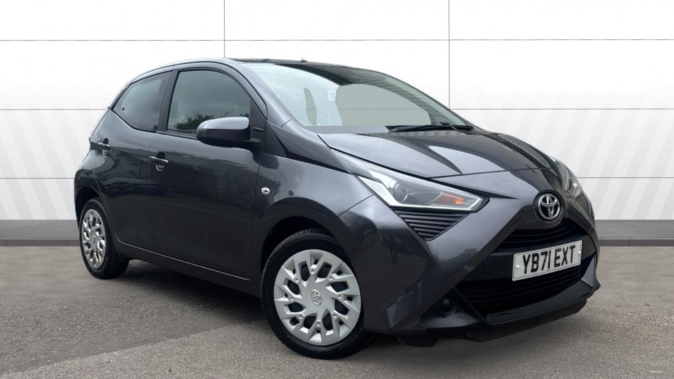 Toyota Aygo 1.0 VVT-i X-Play TSS 5dr x-shift Petrol Hatchback - Image 1
