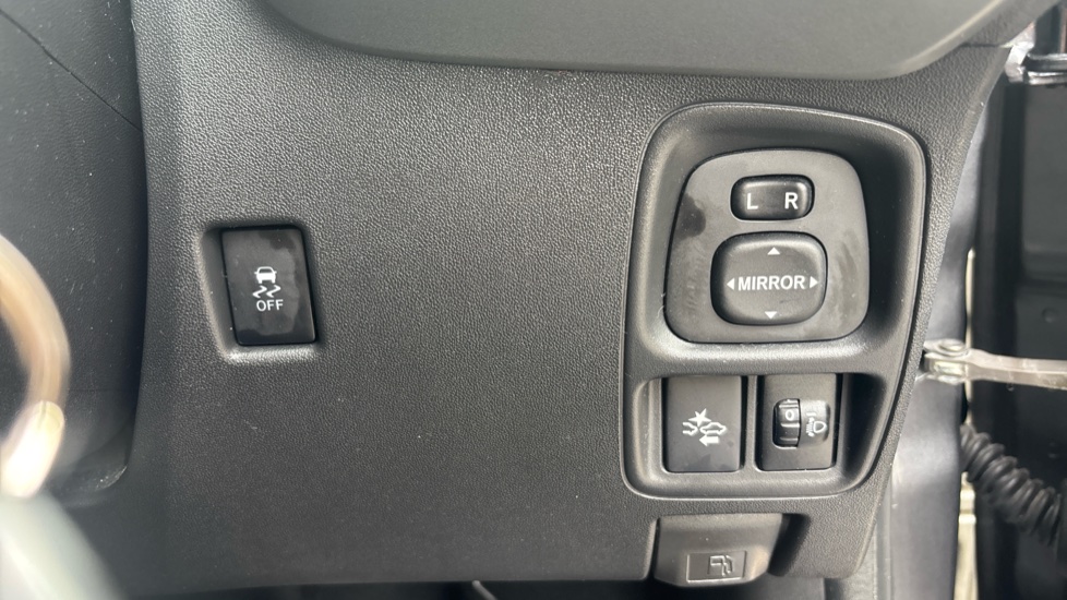 Toyota Aygo 1.0 VVT-i X-Play TSS 5dr x-shift Petrol Hatchback - Image 24