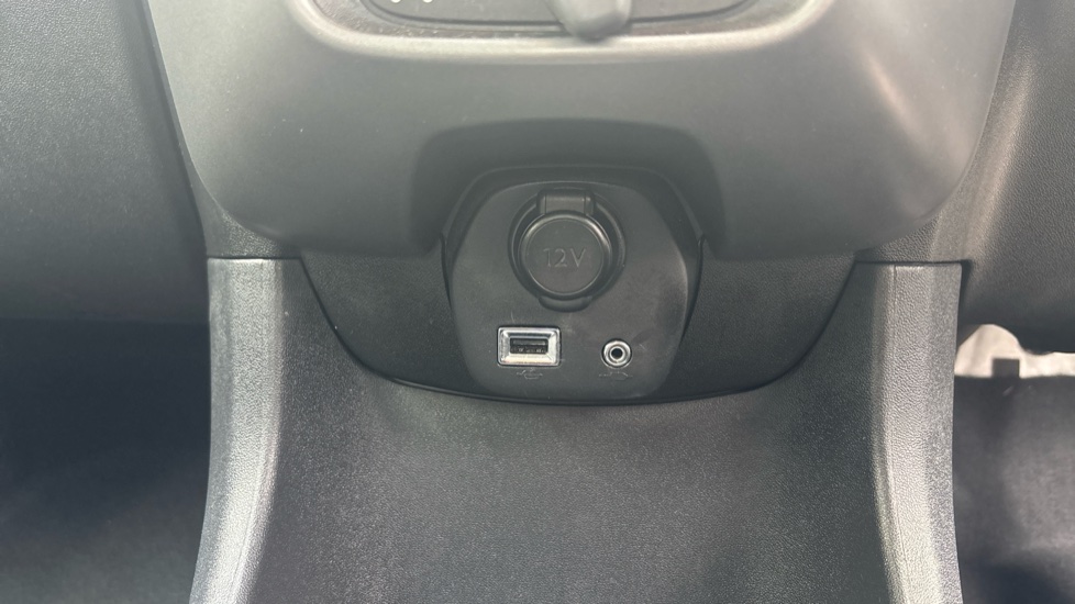 Toyota Aygo 1.0 VVT-i X-Play TSS 5dr x-shift Petrol Hatchback - Image 28