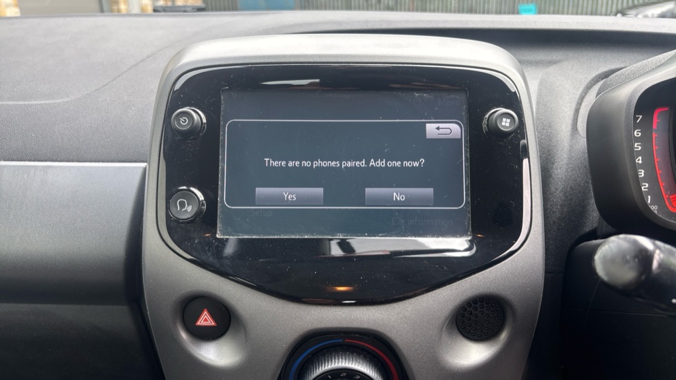Toyota Aygo 1.0 VVT-i X-Play TSS 5dr x-shift Petrol Hatchback - Image 31