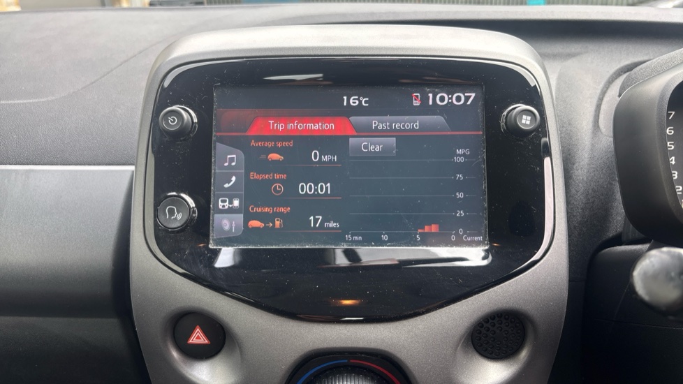 Toyota Aygo 1.0 VVT-i X-Play TSS 5dr x-shift Petrol Hatchback - Image 32