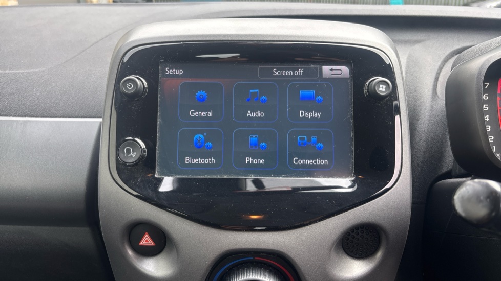 Toyota Aygo 1.0 VVT-i X-Play TSS 5dr x-shift Petrol Hatchback - Image 33