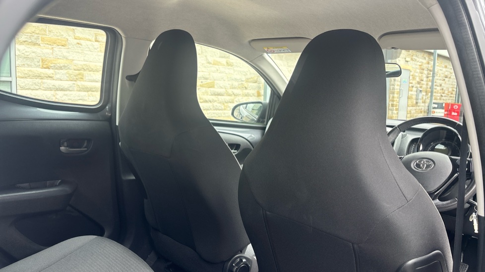 Toyota Aygo 1.0 VVT-i X-Play TSS 5dr x-shift Petrol Hatchback - Image 40