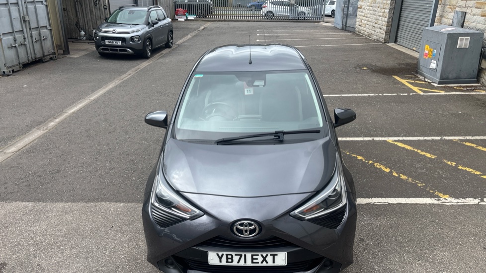 Toyota Aygo 1.0 VVT-i X-Play TSS 5dr x-shift Petrol Hatchback - Image 44
