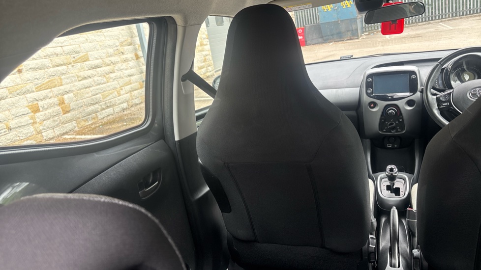 Toyota Aygo 1.0 VVT-i X-Play TSS 5dr x-shift Petrol Hatchback - Image 47