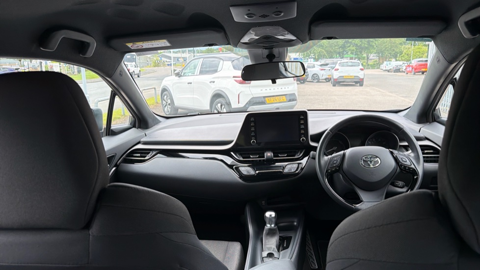 Toyota C-HR 1.8 Hybrid Icon 5dr CVT Hybrid Hatchback - Image 10