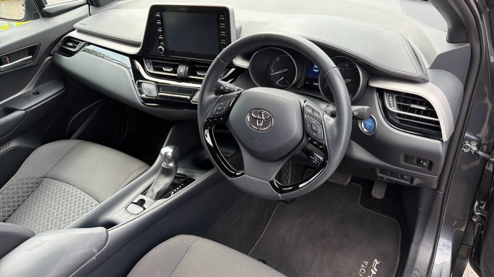Toyota C-HR 1.8 Hybrid Icon 5dr CVT Hybrid Hatchback - Image 11