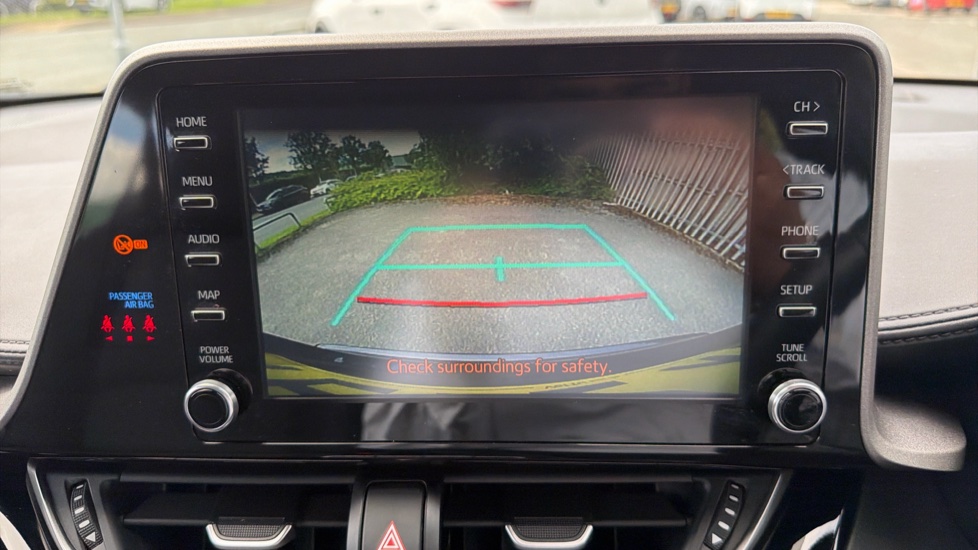 Toyota C-HR 1.8 Hybrid Icon 5dr CVT Hybrid Hatchback - Image 25