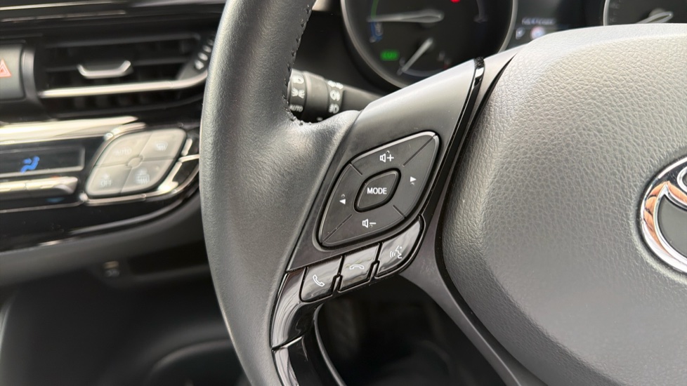 Toyota C-HR 1.8 Hybrid Icon 5dr CVT Hybrid Hatchback - Image 26
