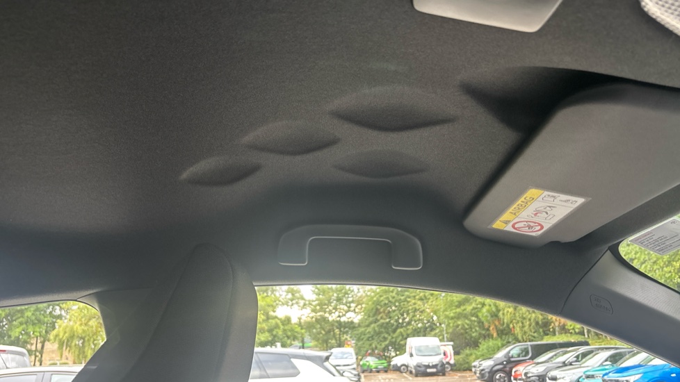 Toyota C-HR 1.8 Hybrid Icon 5dr CVT Hybrid Hatchback - Image 37