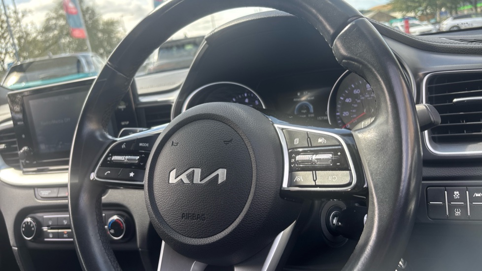 Kia Xceed 1.5T GDi ISG 2 5dr Petrol Hatchback - Image 21