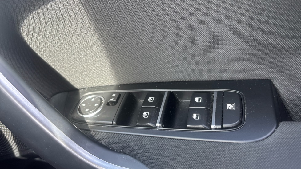Kia Xceed 1.5T GDi ISG 2 5dr Petrol Hatchback - Image 24