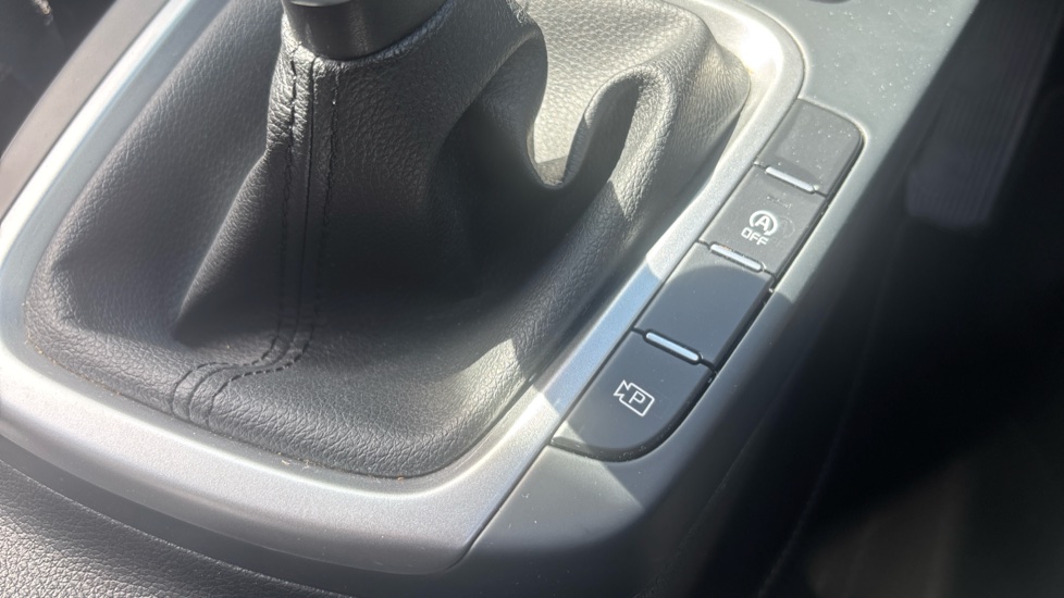 Kia Xceed 1.5T GDi ISG 2 5dr Petrol Hatchback - Image 28