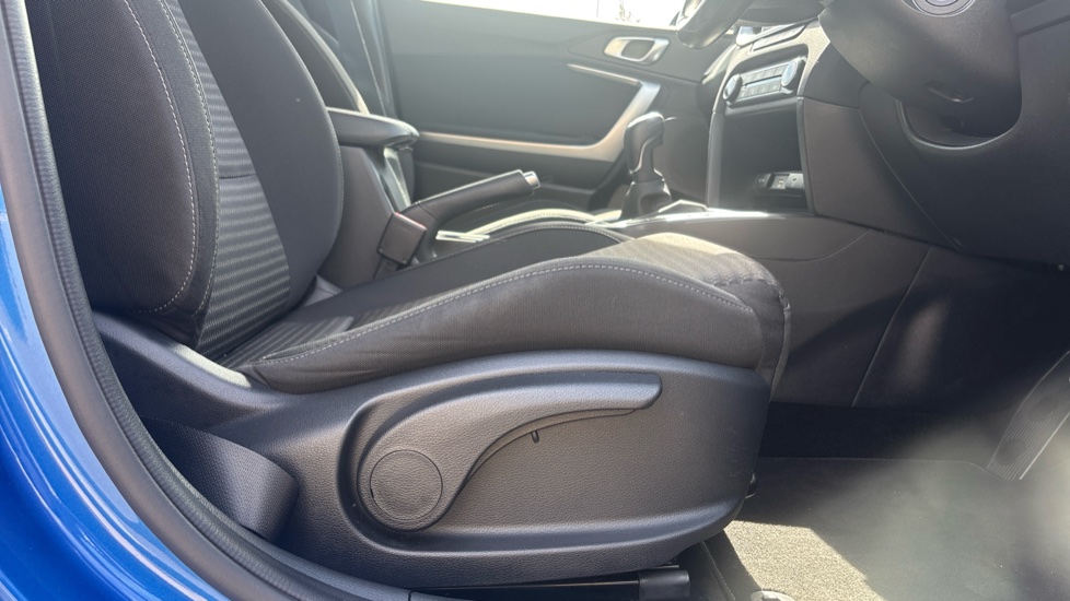 Kia Xceed 1.5T GDi ISG 2 5dr Petrol Hatchback - Image 37
