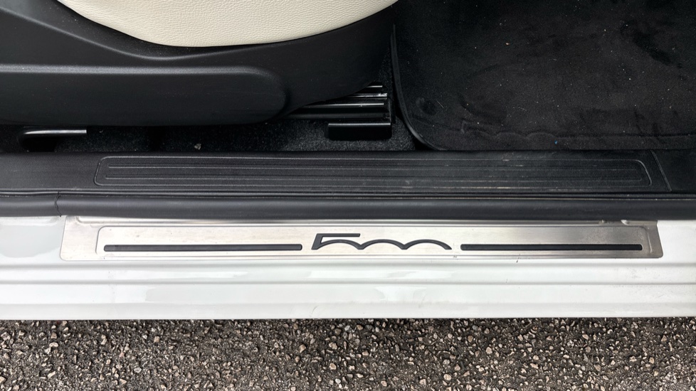 Fiat 500 1.0 Mild Hybrid Dolcevita [Part Leather] 2dr Petrol Convertible - Image 33