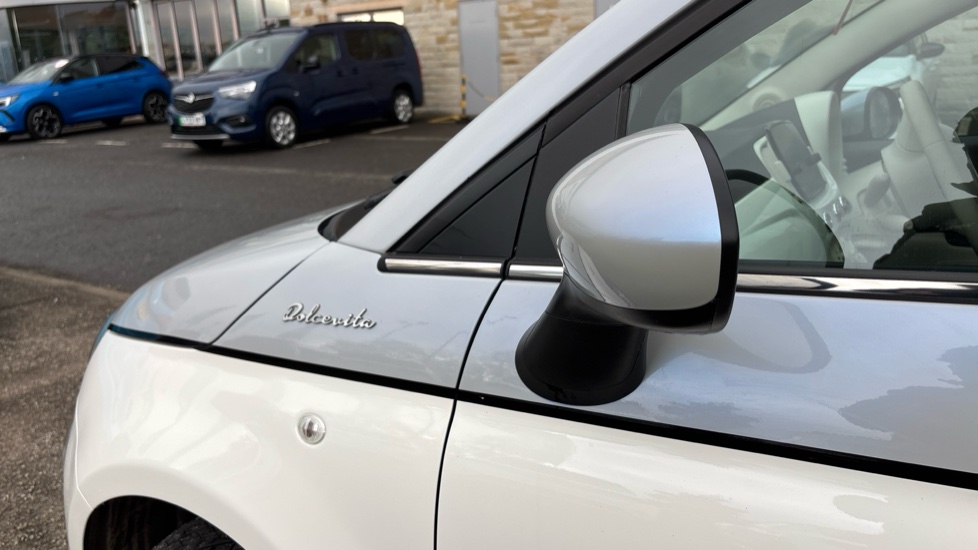 Fiat 500 1.0 Mild Hybrid Dolcevita [Part Leather] 2dr Petrol Convertible - Image 40
