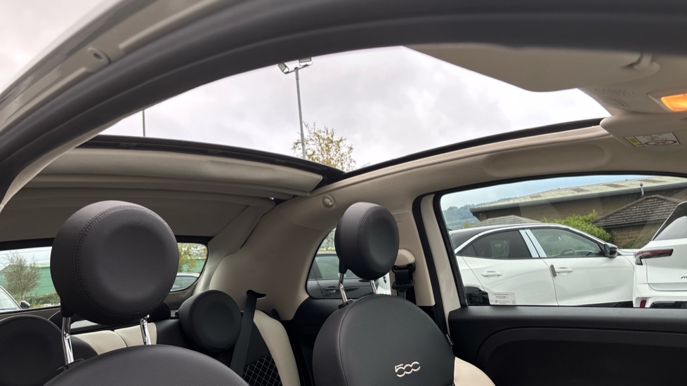 Fiat 500 1.0 Mild Hybrid Dolcevita [Part Leather] 2dr Petrol Convertible - Image 45
