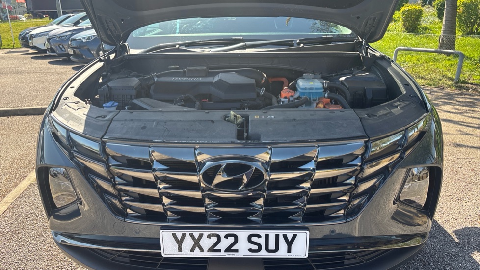 Hyundai TUCSON 1.6 TGDi Plug-in Hybrid Ultimate 5dr 4WD Auto Estate - Image 8