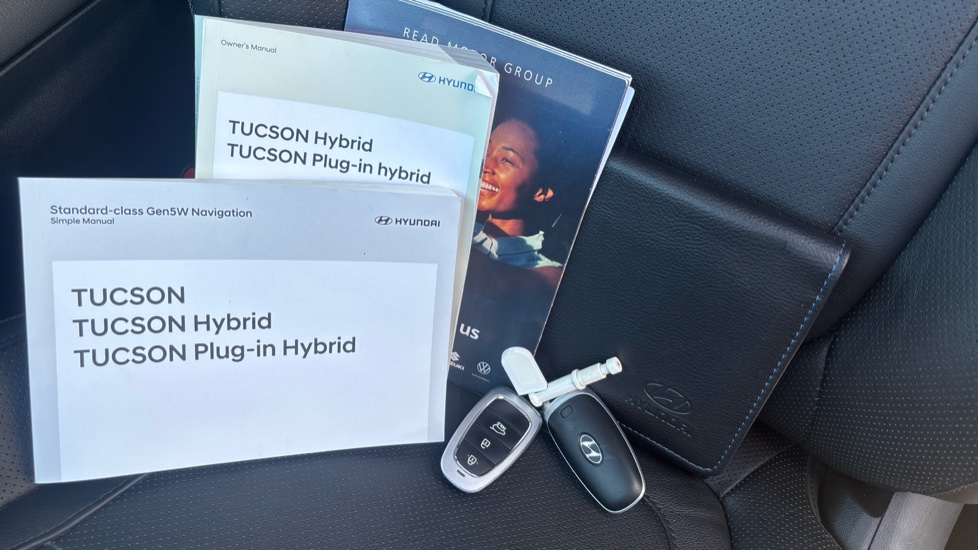 Hyundai TUCSON 1.6 TGDi Plug-in Hybrid Ultimate 5dr 4WD Auto Estate - Image 19