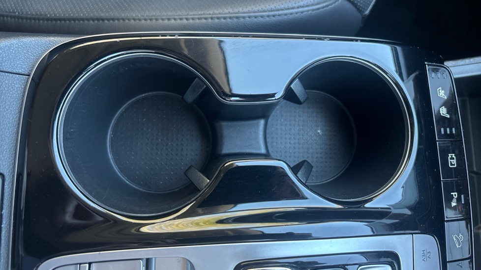 Hyundai TUCSON 1.6 TGDi Plug-in Hybrid Ultimate 5dr 4WD Auto Estate - Image 34