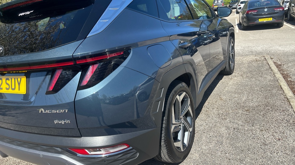 Hyundai TUCSON 1.6 TGDi Plug-in Hybrid Ultimate 5dr 4WD Auto Estate - Image 50