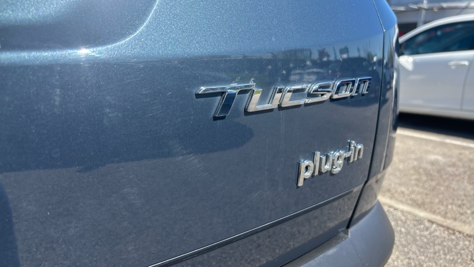 Hyundai TUCSON 1.6 TGDi Plug-in Hybrid Ultimate 5dr 4WD Auto Estate - Image 52