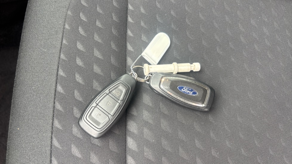 Ford Fiesta 1.0 EcoBoost 125 Titanium 5dr Petrol Hatchback - Image 20