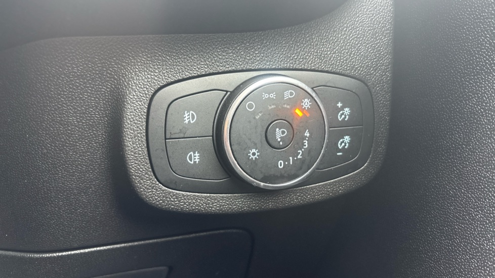 Ford Fiesta 1.0 EcoBoost 125 Titanium 5dr Petrol Hatchback - Image 27