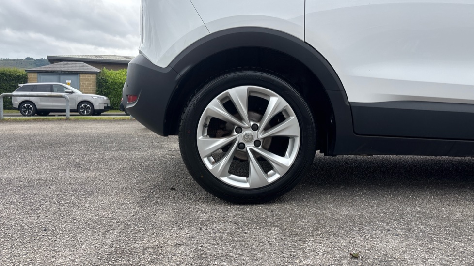 Vauxhall Crossland X 1.2T ecoTec [110] SE 5dr [Start Stop] Petrol Hatchback - Image 7