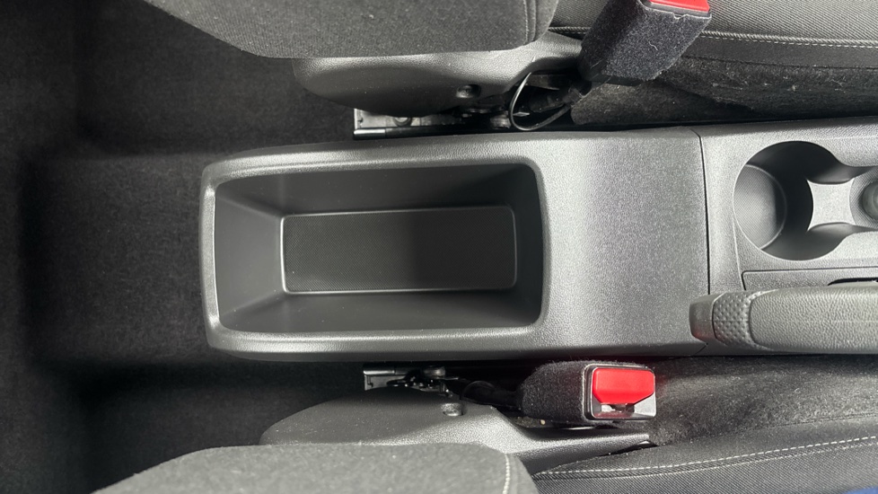 Vauxhall Crossland X 1.2T ecoTec [110] SE 5dr [Start Stop] Petrol Hatchback - Image 27