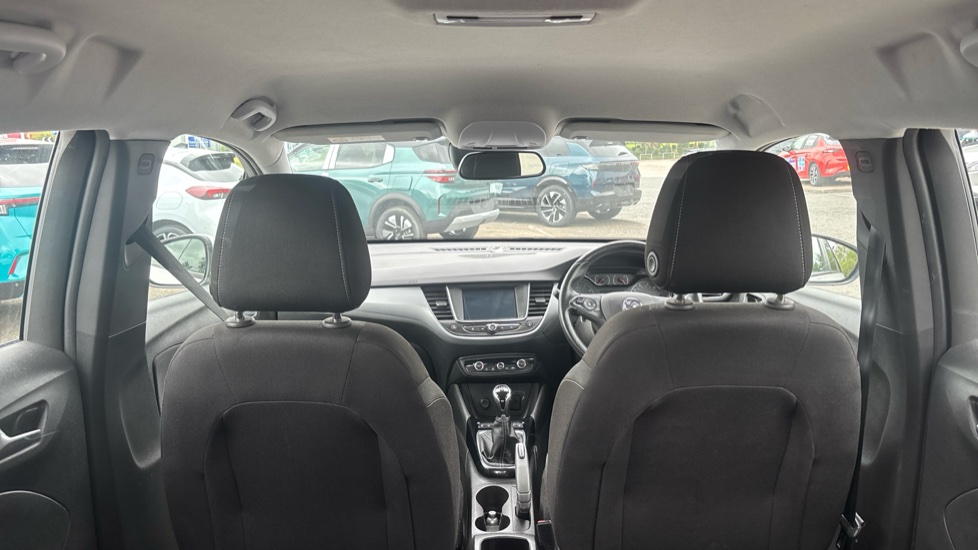 Vauxhall Crossland X 1.2T ecoTec [110] SE 5dr [Start Stop] Petrol Hatchback - Image 45