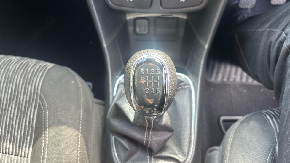 Vauxhall Mokka 1.4T Exclusiv 5dr Petrol Hatchback - Image 26
