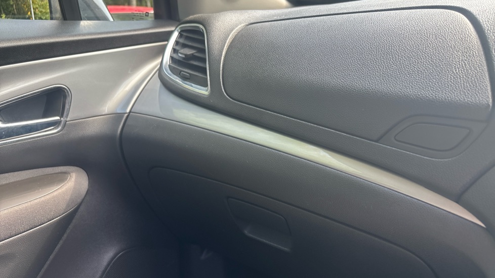 Vauxhall Mokka 1.4T Exclusiv 5dr Petrol Hatchback - Image 30