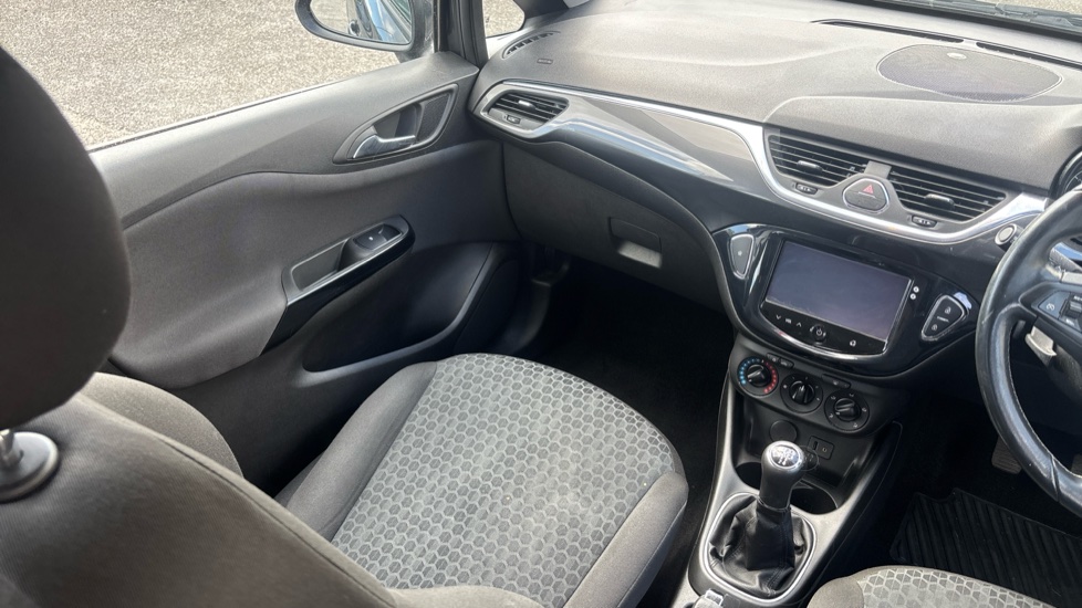 Vauxhall Corsa 1.4 Design 5dr Petrol Hatchback - Image 14