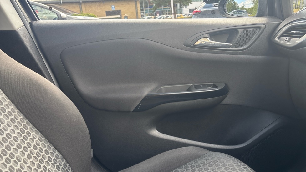 Vauxhall Corsa 1.4 Design 5dr Petrol Hatchback - Image 33