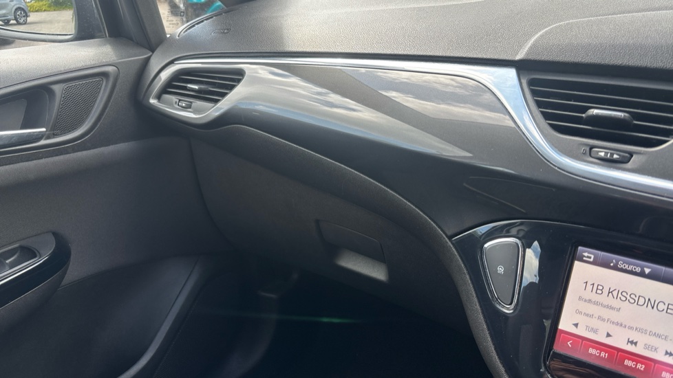 Vauxhall Corsa 1.4 Design 5dr Petrol Hatchback - Image 34
