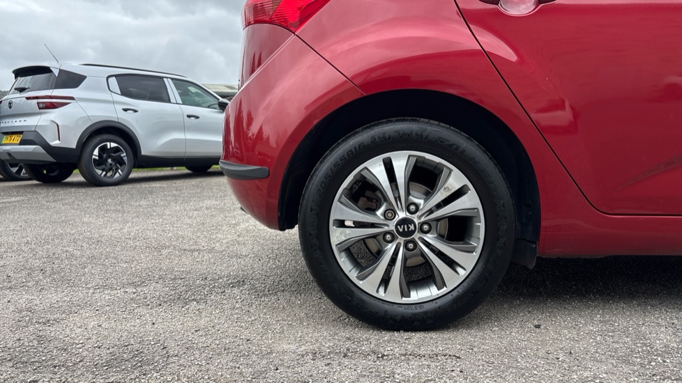 Kia Venga 1.6 2 5dr Auto [6] Petrol Hatchback - Image 7