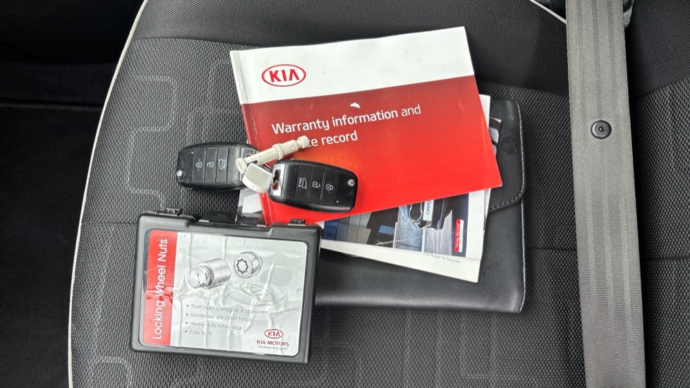 Kia Venga 1.6 2 5dr Auto [6] Petrol Hatchback - Image 19