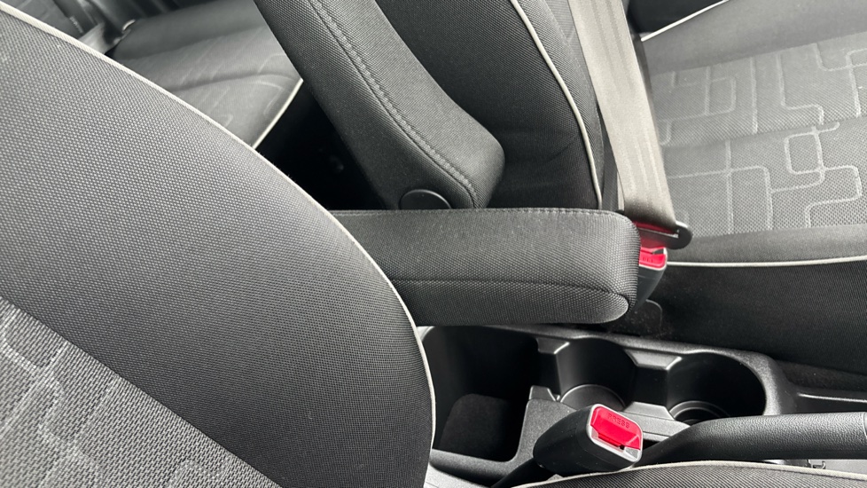 Kia Venga 1.6 2 5dr Auto [6] Petrol Hatchback - Image 27