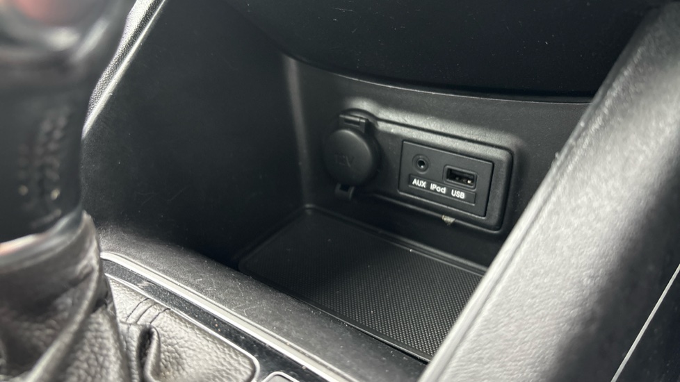 Kia Venga 1.6 2 5dr Auto [6] Petrol Hatchback - Image 32