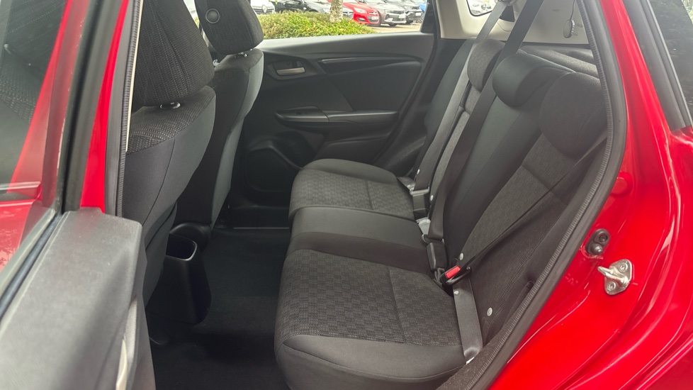 Honda Jazz 1.3 S 5dr CVT Petrol Hatchback - Image 16