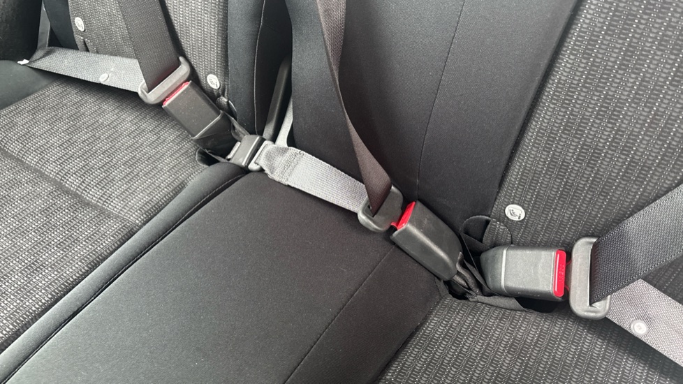 Honda Jazz 1.3 S 5dr CVT Petrol Hatchback - Image 17
